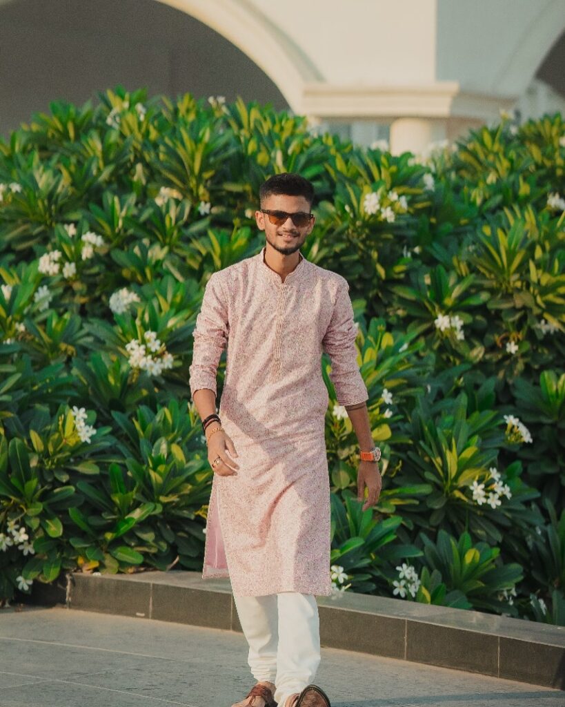 anurag dwivedi